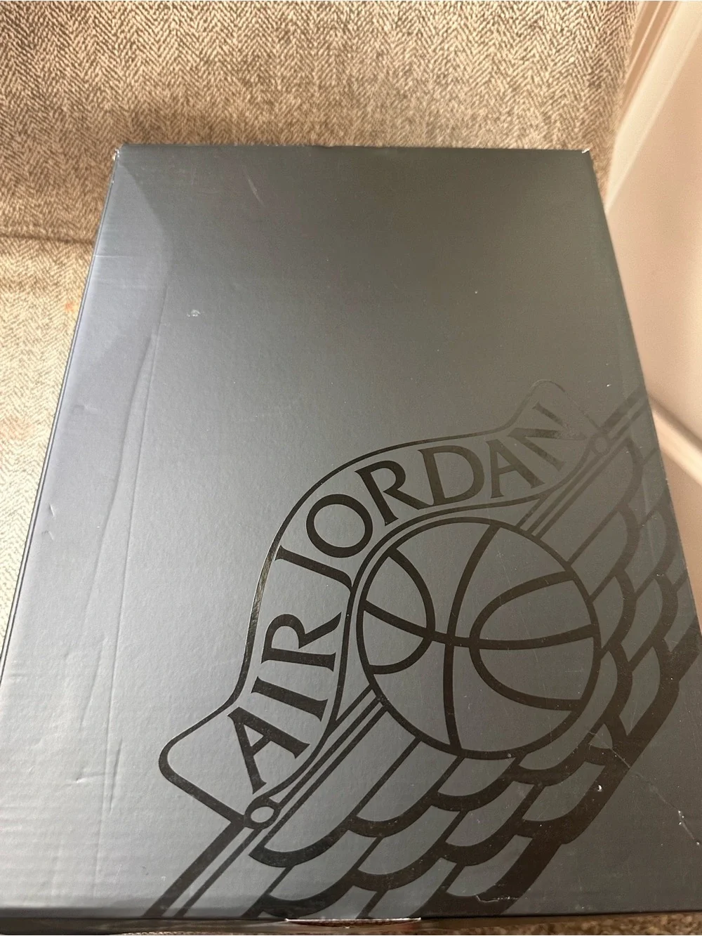 Jordan Air Jordan 1 Mid SE Black with Metallic Gold 13M